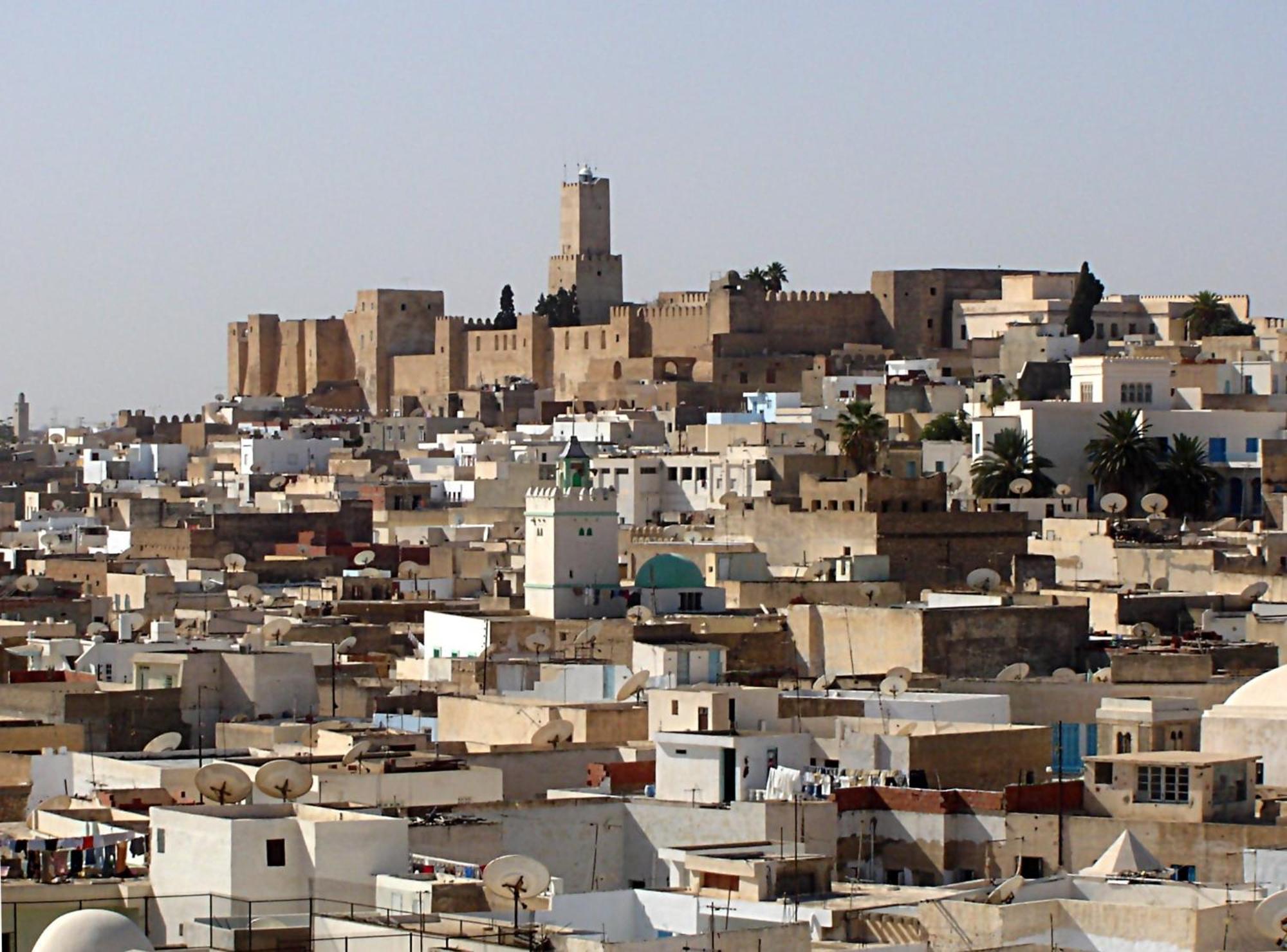 Hotel Tiziri à Sousse Extérieur photo